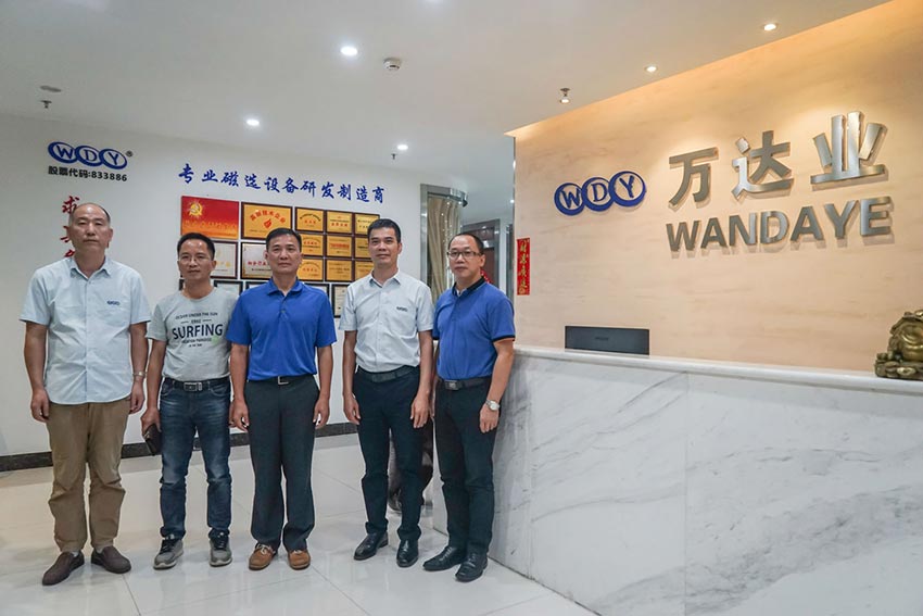  國(guó)家“固廢資源化”重點(diǎn)專(zhuān)項(xiàng)專(zhuān)家組蒞臨萬(wàn)達(dá)業(yè)合作開(kāi)展環(huán)保項(xiàng)目工作